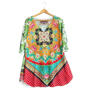 AMMA Tunic Top Women’s M Multicolor Elbow Sleeve Floral Abstract Artsy Blouse